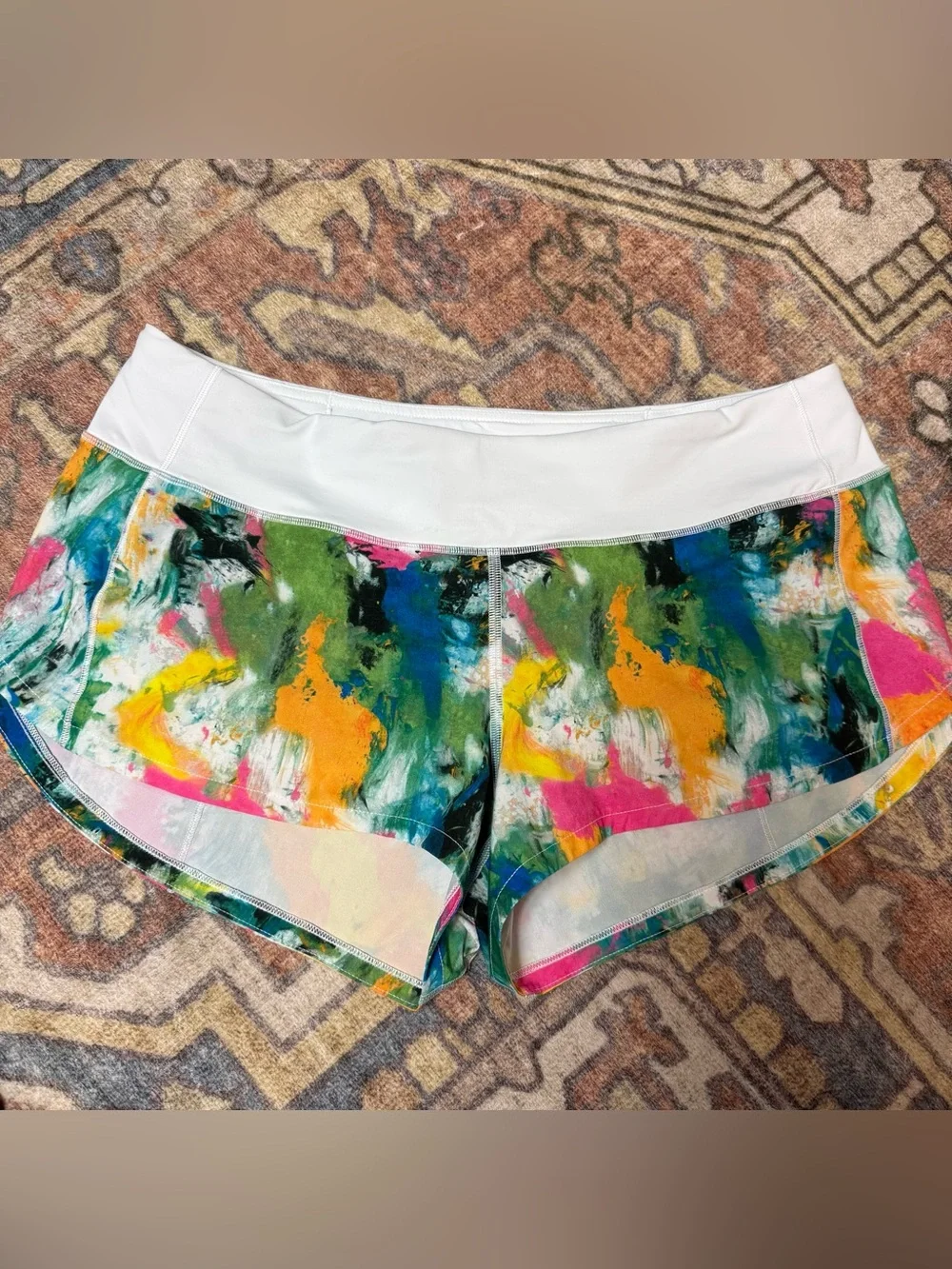 Lululemon Speed Up Low-Rise Lined Short 2.5 No Limits White Multi White Sz 8
